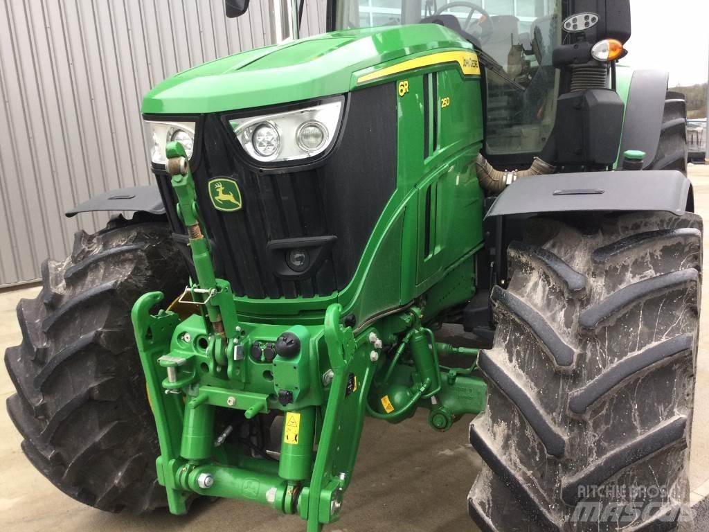 John Deere 6R250 Traktoriai