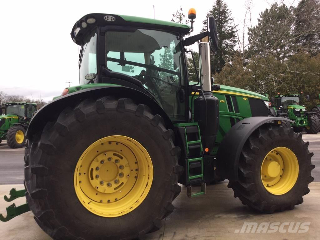 John Deere 6R250 Traktoriai