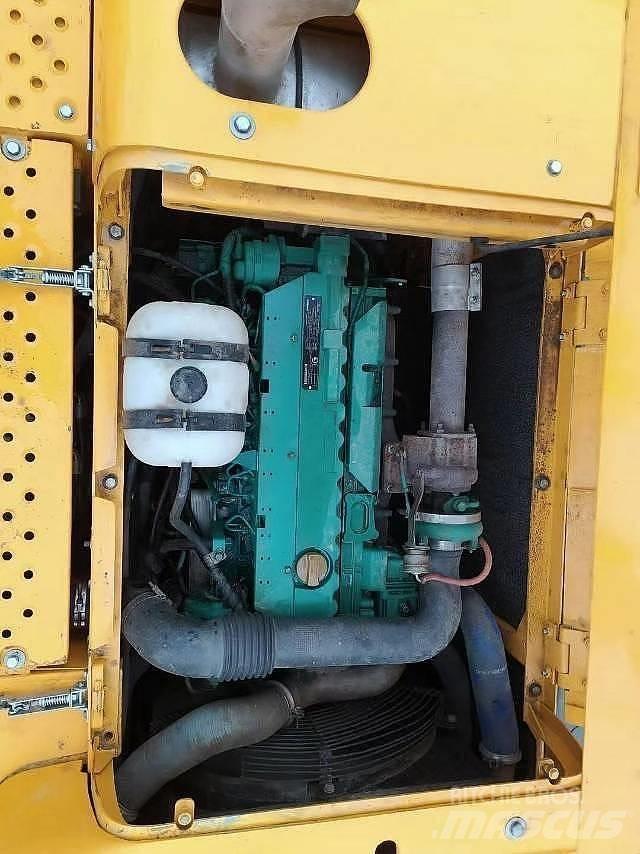 Volvo EC 210 Vidutinės galios ekskavatoriai 7-12 t