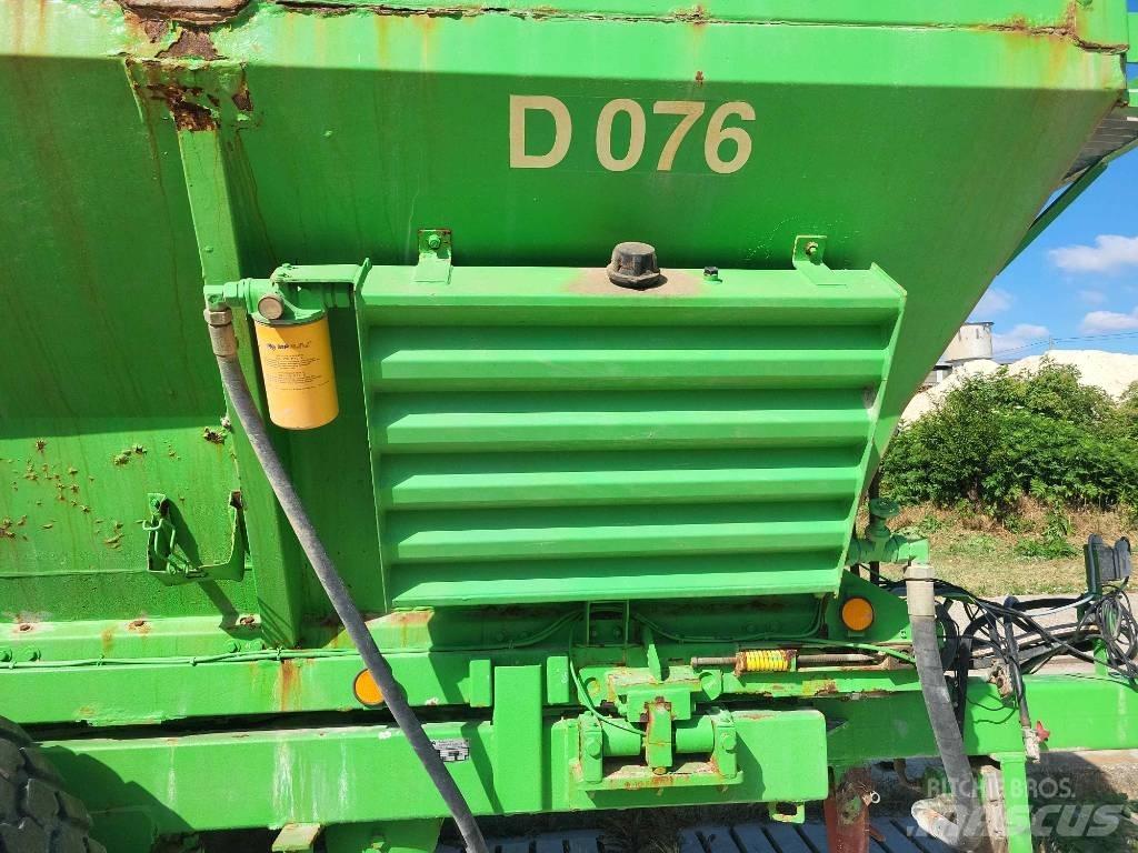  Güstrower D 076 Mineralinių trąšų barstytuvai