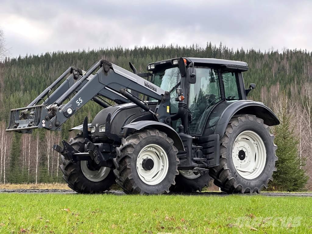 Valtra N 142 Versu Traktoriai