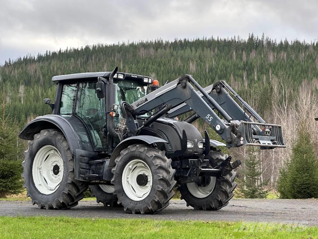 Valtra N 142 Versu Traktoriai
