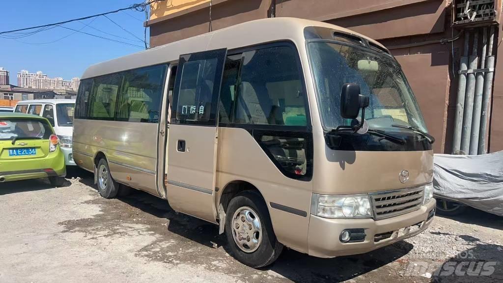 Toyota Coaster Tarpmiestiniai autobusai