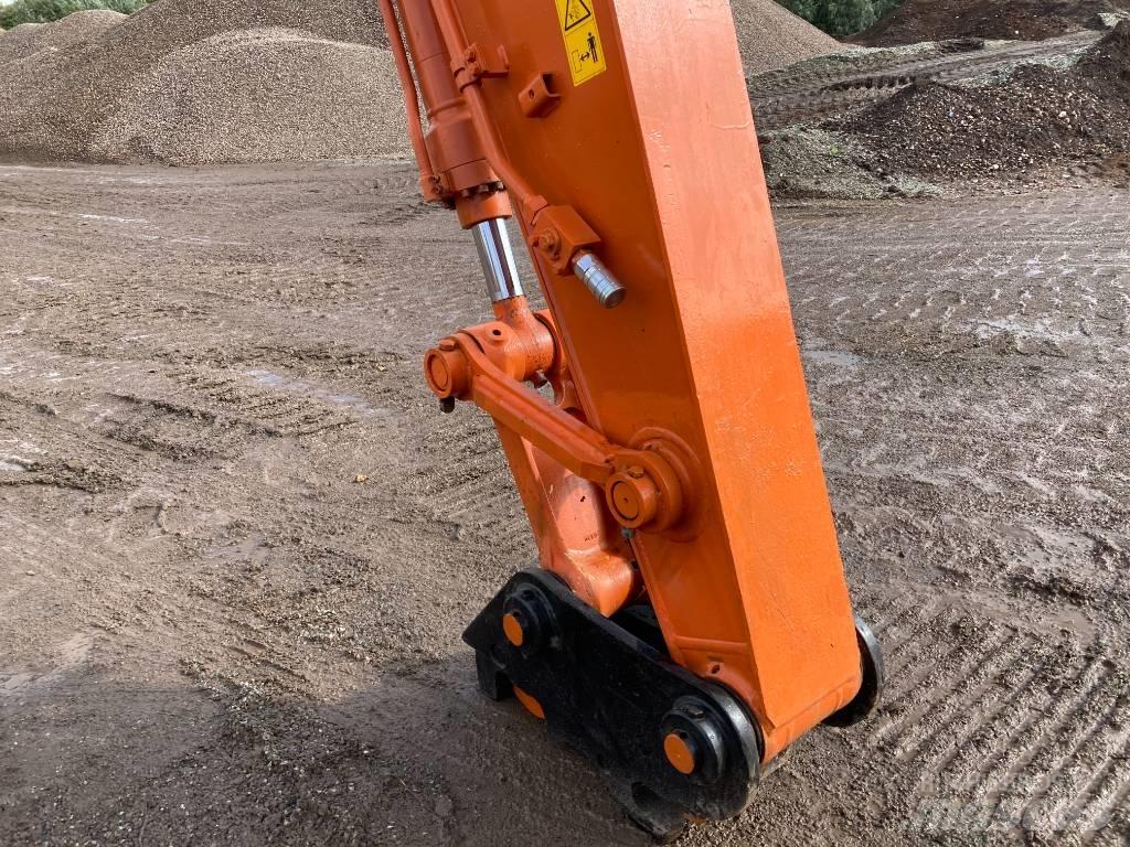 Hitachi ZX225USLC-6 Vikšriniai ekskavatoriai