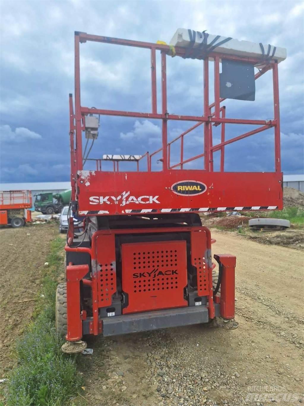 SkyJack 8841RT Žirkliniai keltuvai
