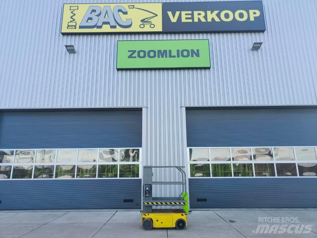 UpRight TM12 Vertikalūs stiebiniai keltuvai
