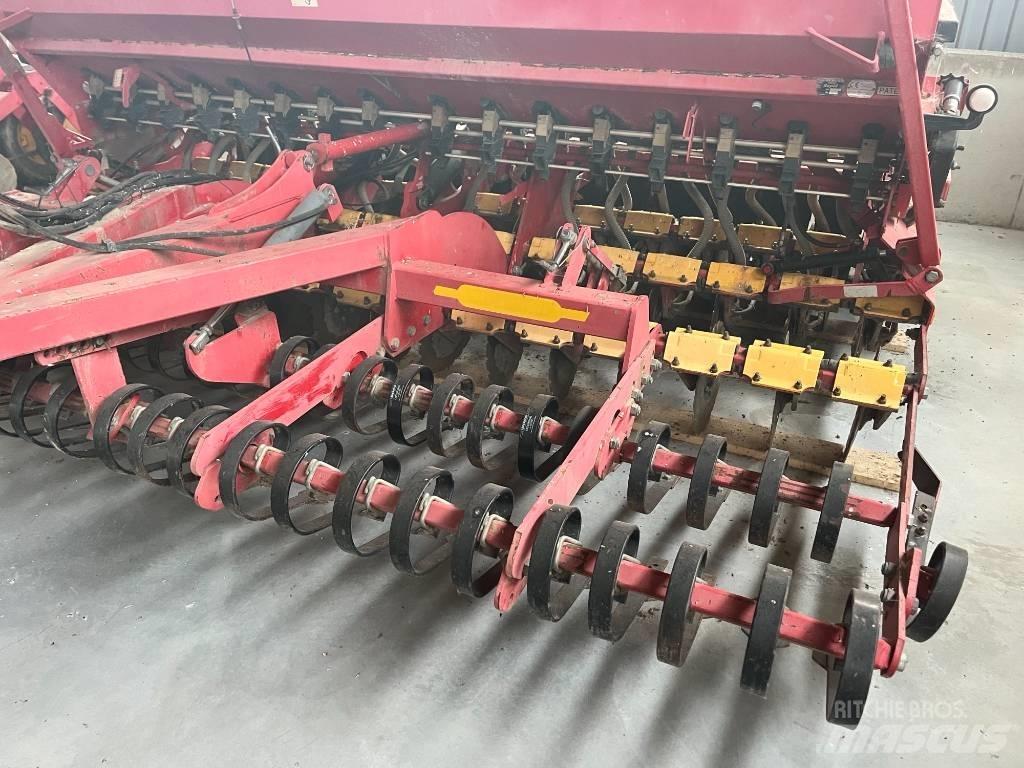 Väderstad Rapid400C Sėjamieji kombainai