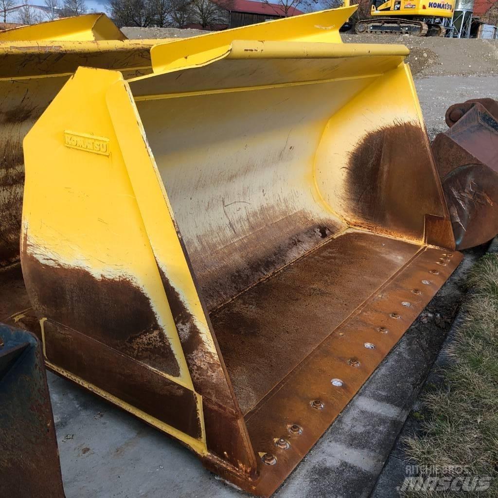 Komatsu WA470-8 Naudoti ratiniai krautuvai
