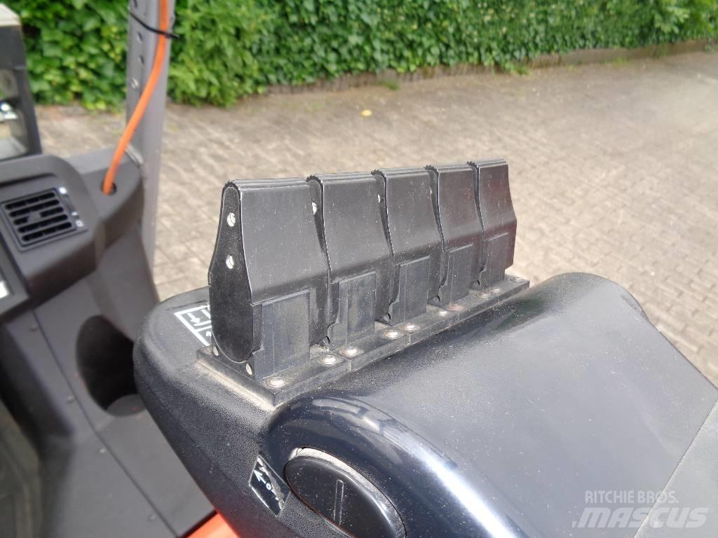 BT C3 E 160 Elektriniai šakiniai krautuvai