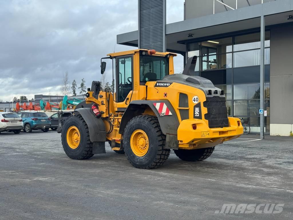 Volvo L 90 H Naudoti ratiniai krautuvai