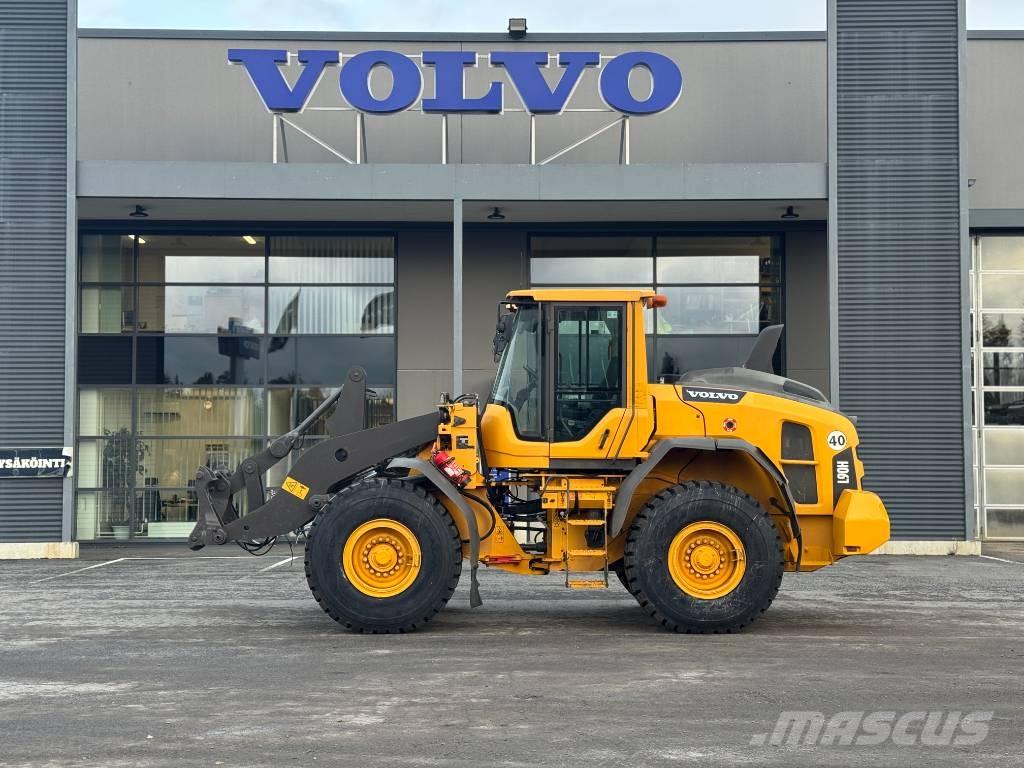 Volvo L 90 H Naudoti ratiniai krautuvai