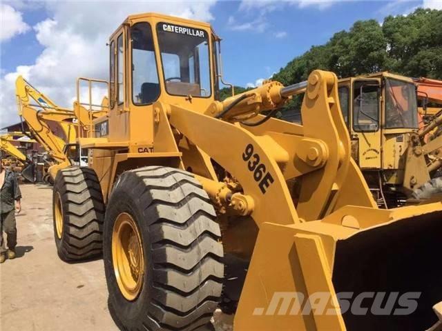 CAT 936 E Naudoti ratiniai krautuvai