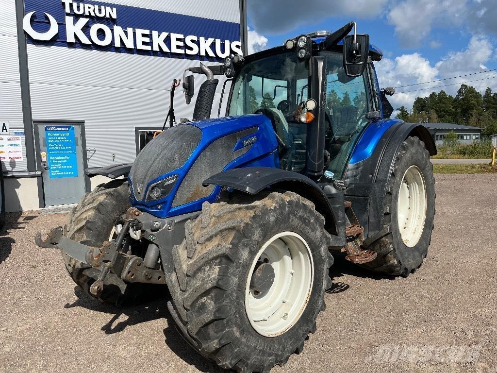 Valtra N174 Traktoriai