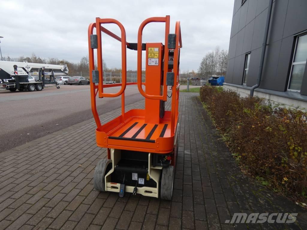 JLG 1230 ES Vertikalūs stiebiniai keltuvai