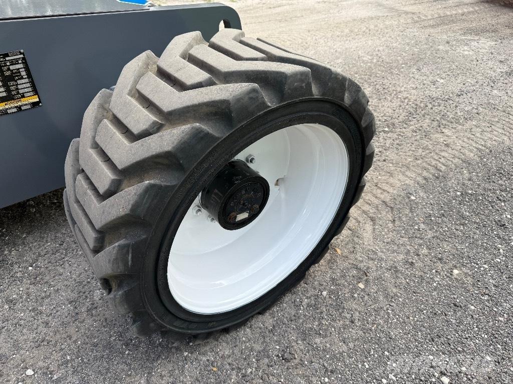 Snorkel 660SJ Teleskopiniai keltuvai