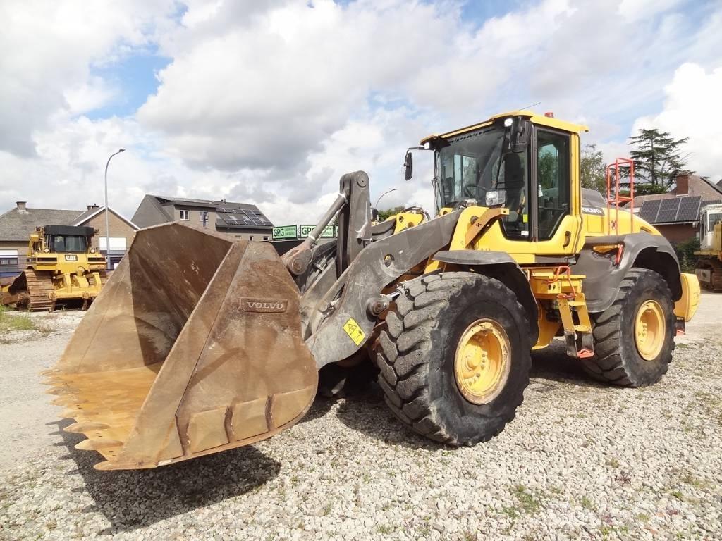 Volvo L 110 H Naudoti ratiniai krautuvai