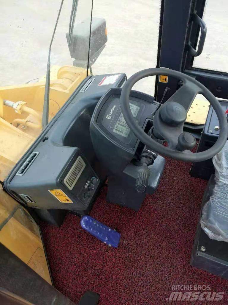LiuGong 856 H Naudoti ratiniai krautuvai