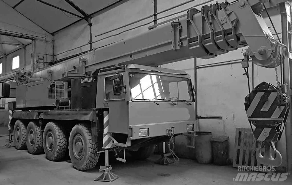 Liebherr LTM 1070 Visureigiai kranai