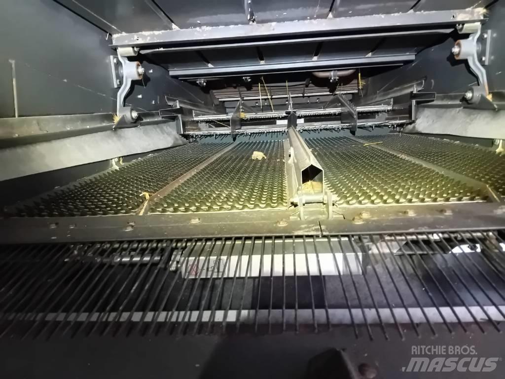 CLAAS Lexion 530 Derliaus nuėmimo kombainai