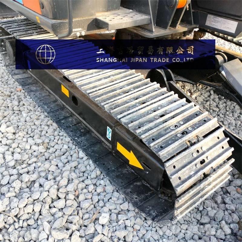 Hitachi ZX 70 Vidutinės galios ekskavatoriai 7-12 t