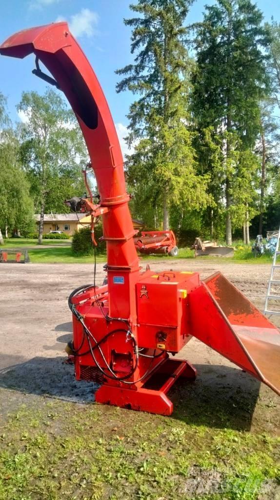Junkkari HJ 260 G Medžių skaldymo, pjovimo ir lupimo įrengimai