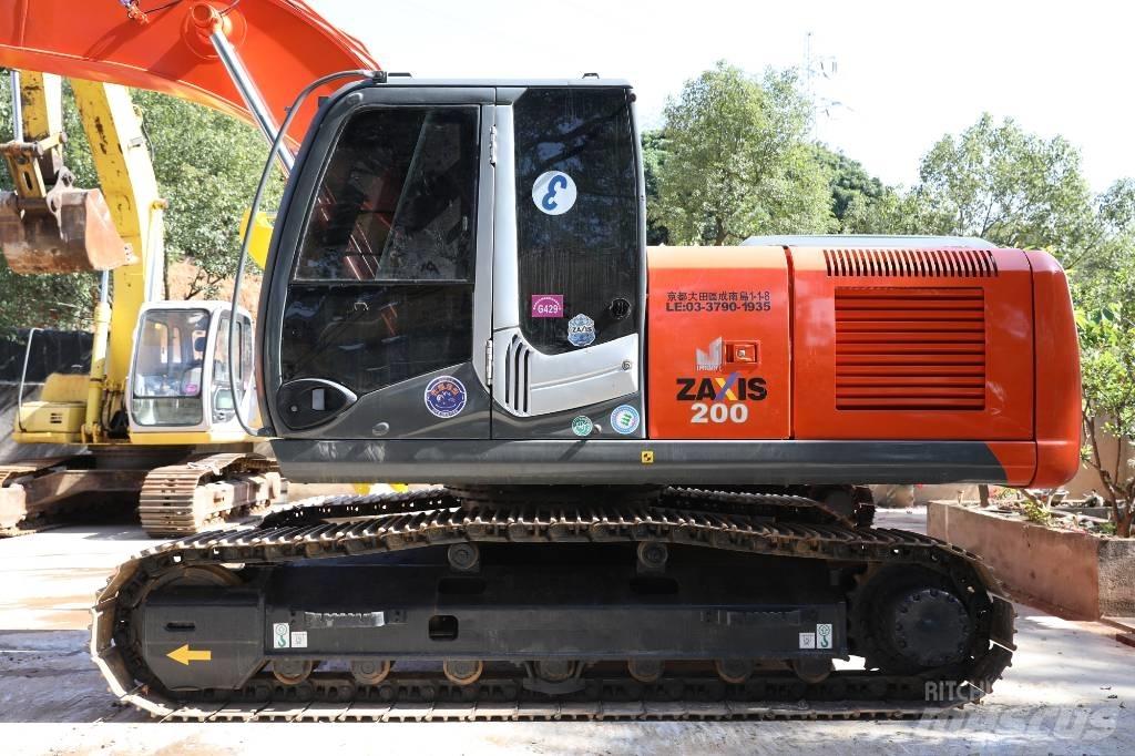 Hitachi ZX 200 LC-6 Vikšriniai ekskavatoriai