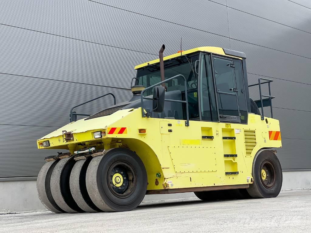 Ammann AP 240 Pneumo volai