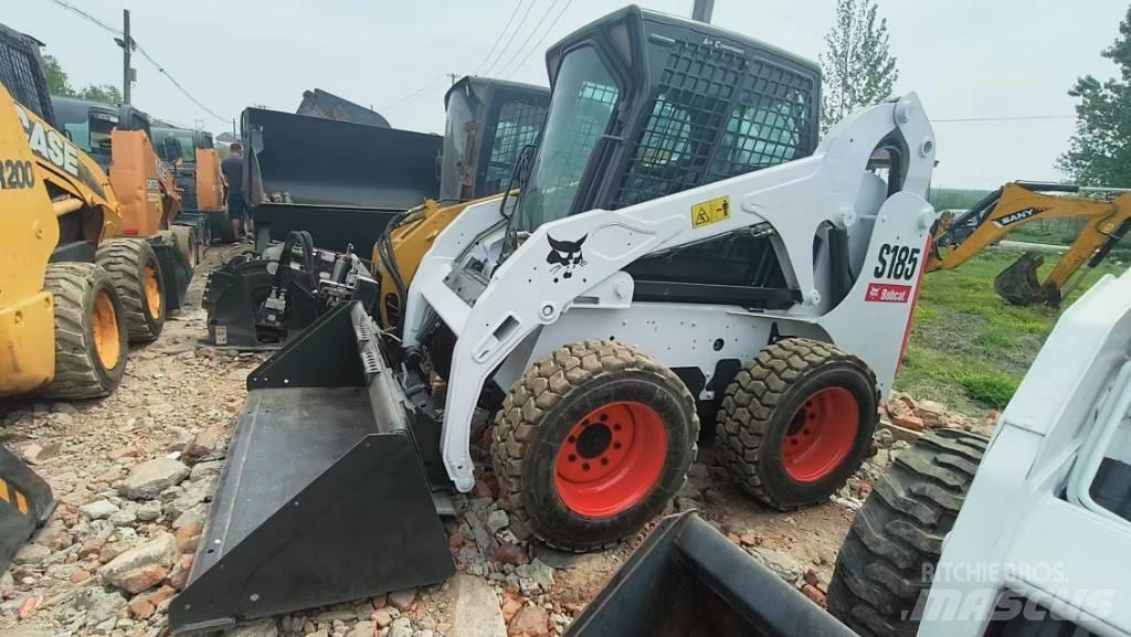 Bobcat S 185 Krautuvai su šoniniu pasukimu
