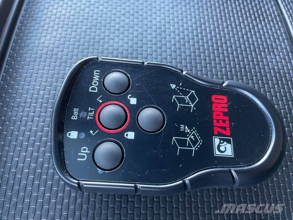 Volvo FM 330 Sunkvežimiai su dengtu kėbulu