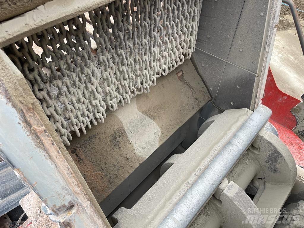 Sandvik QI340 Mobilūs smulkintuvai