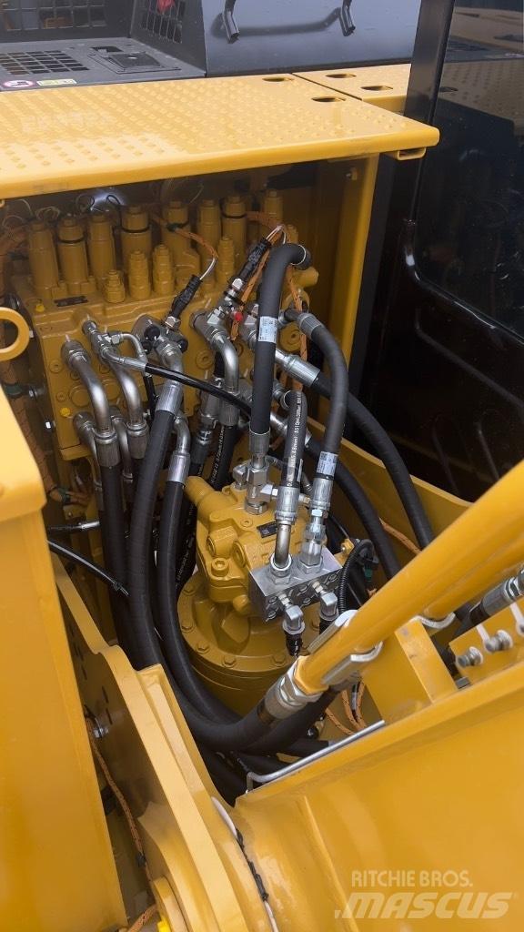CAT 313 GC Vikšriniai ekskavatoriai
