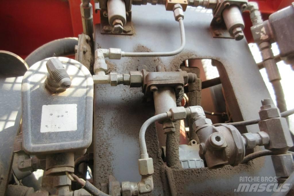 Sandvik DI 600 Žemės paviršiaus gręžimo technika