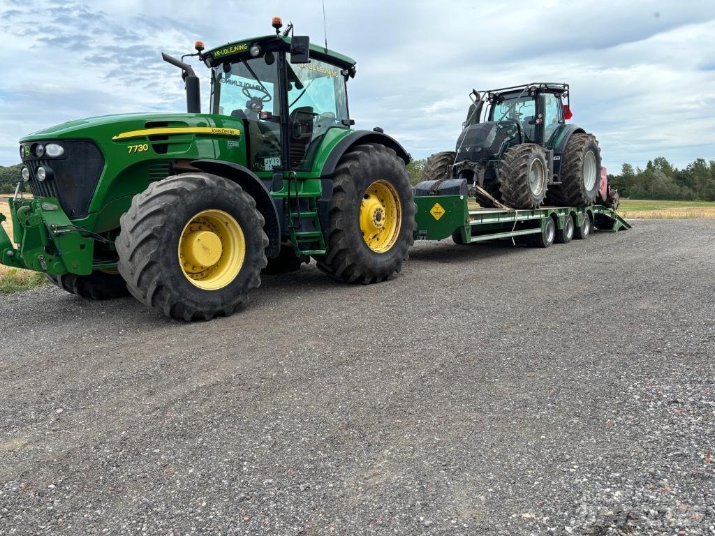 John Deere 7730 Traktoriai