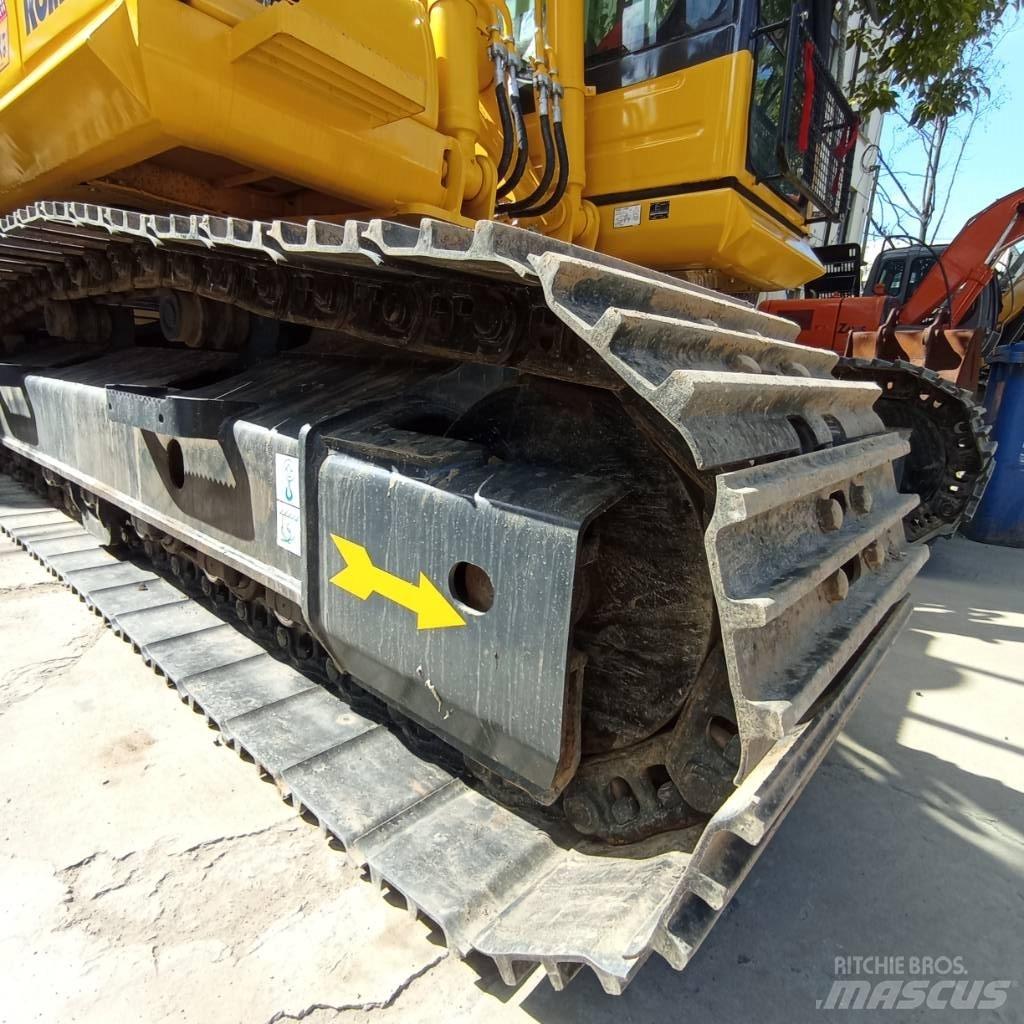 Komatsu PC 200-8N1 Vikšriniai ekskavatoriai