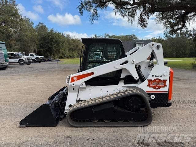 Bobcat T 650 Krautuvai su šoniniu pasukimu