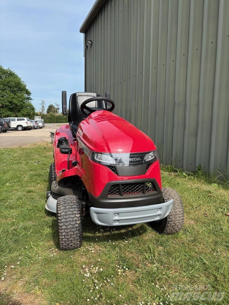 Honda HF 2417 HTE Sodo traktoriukai-vejapjovės