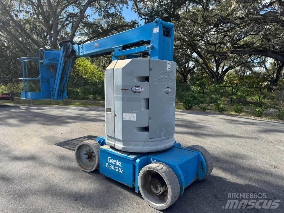 Genie Z 30/20 N Alkūniniai keltuvai