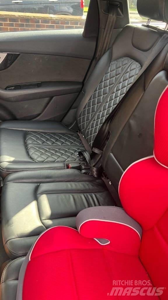 Audi SQ7 Lengvieji automobiliai