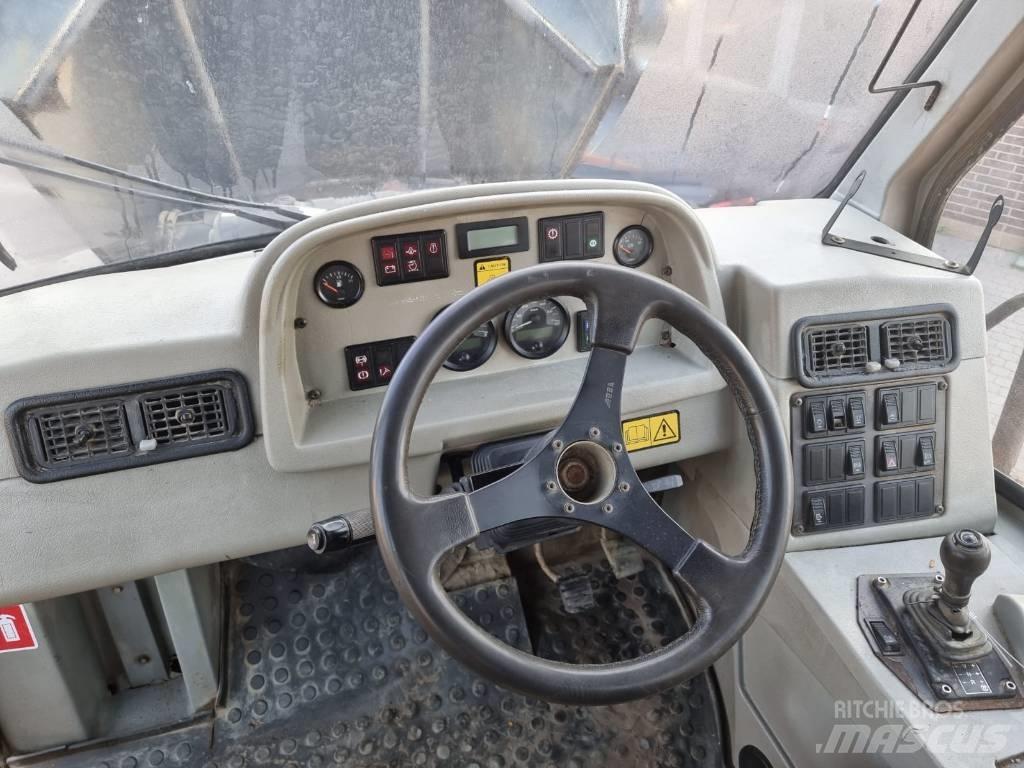Moxy MT 31 Karjeriniai savivarčiai