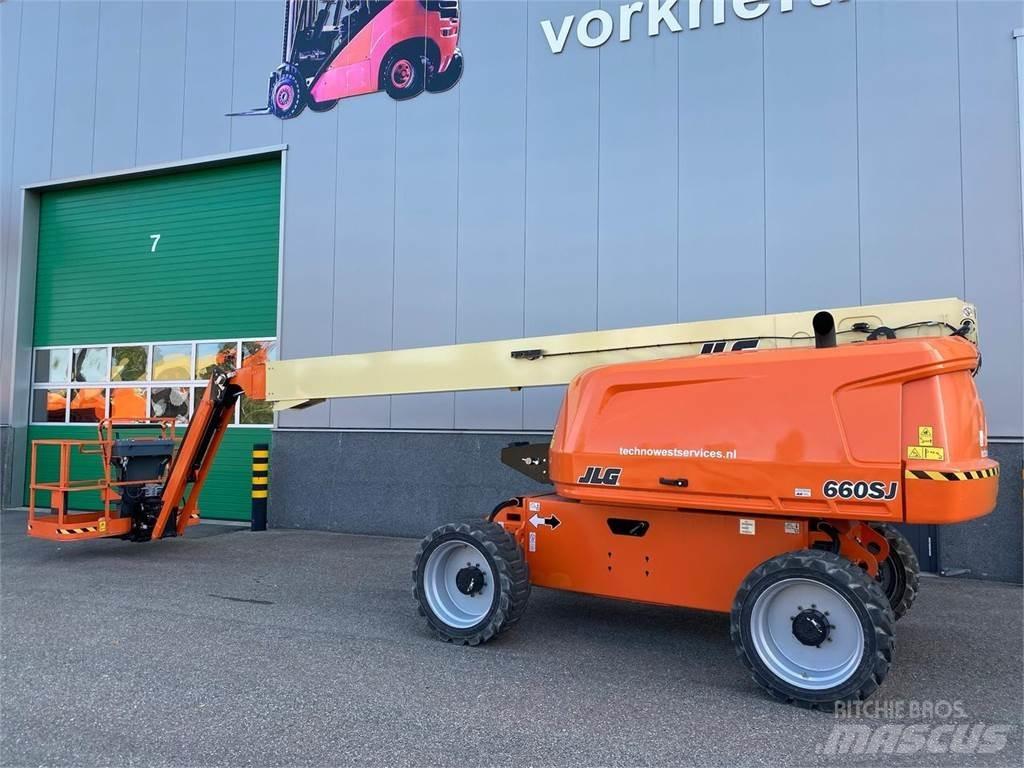 JLG 660SJ Teleskopiniai keltuvai