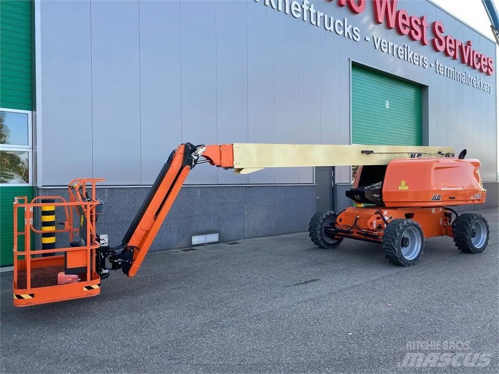 JLG 660SJ Teleskopiniai keltuvai