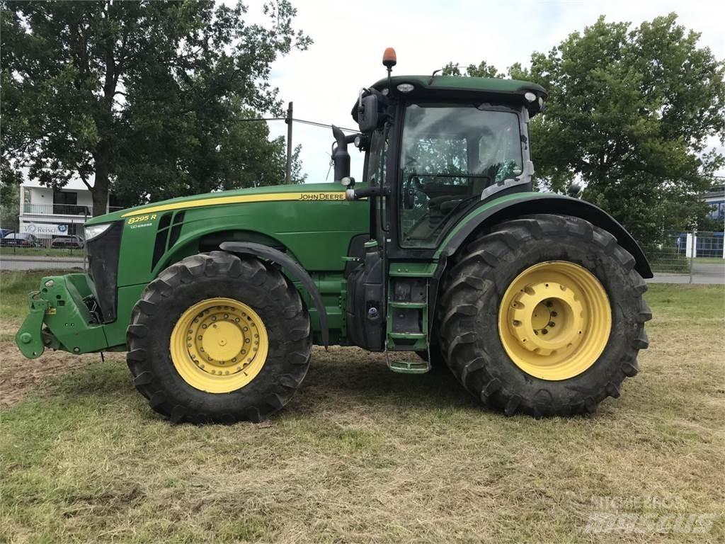 John Deere 8295R Traktoriai
