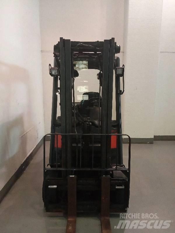 Linde H 20 D-01 Dyzeliniai krautuvai