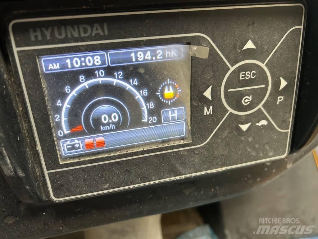 Hyundai Genuine Elektriniai šakiniai krautuvai