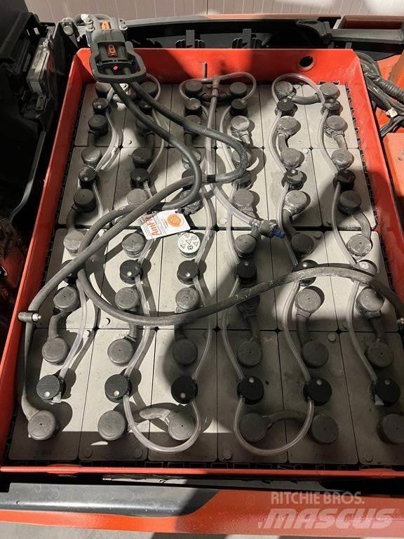 Linde E18-02 Elektriniai šakiniai krautuvai