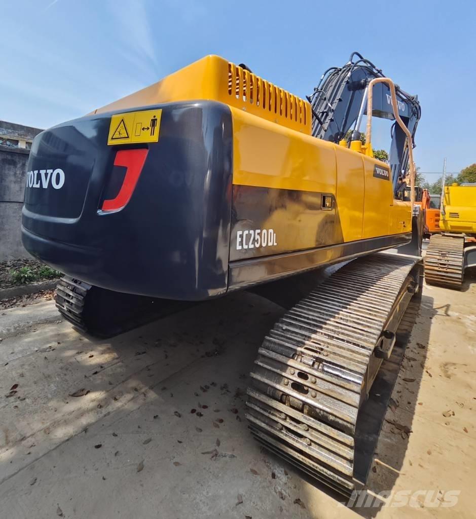 Volvo EC 250 D L Vikšriniai ekskavatoriai