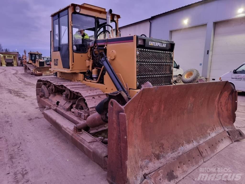 CAT B 10 Vikšriniai buldozeriai
