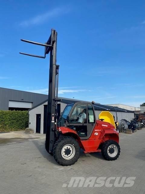 Manitou M 30.4 Visureigiai krautuvai