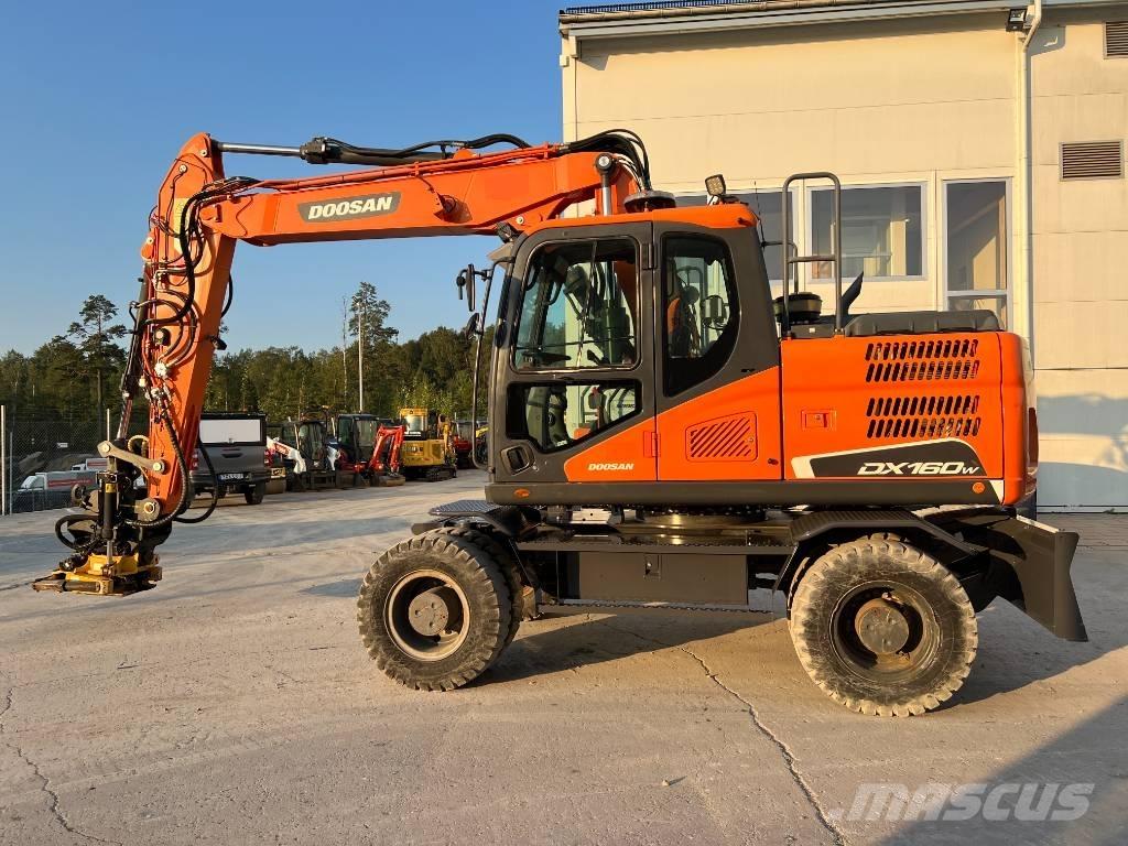 Doosan DX160W-5 Ratiniai ekskavatoriai