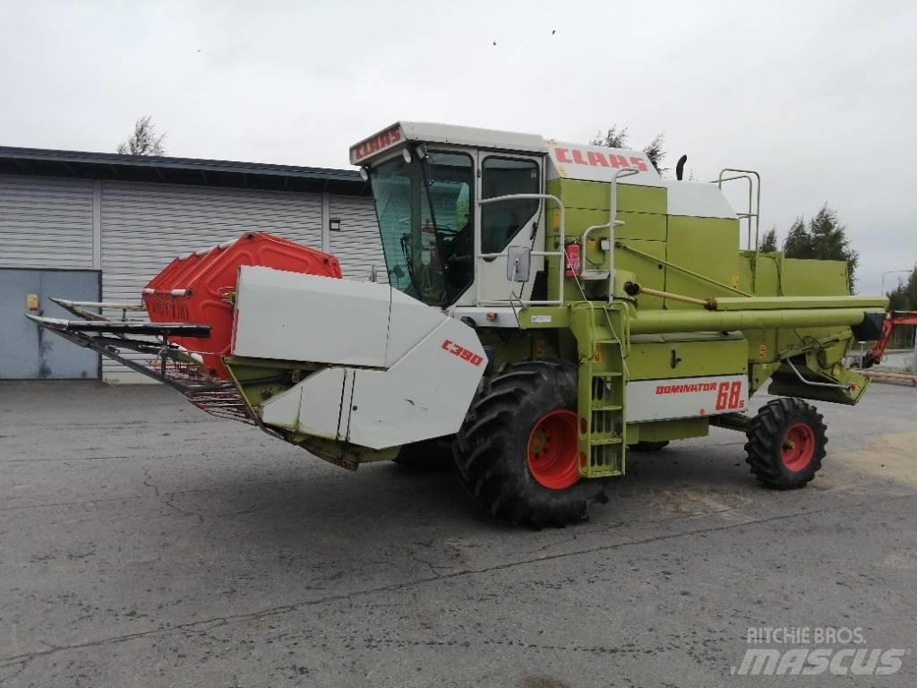 CLAAS Dominator 68 S Derliaus nuėmimo kombainai